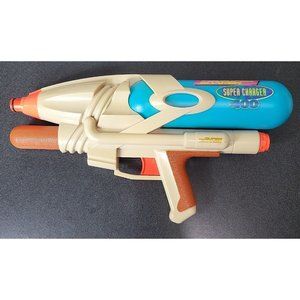 Vintage 1998 Larami Super Soaker Air Pressure Super Charger 400 Water Gun